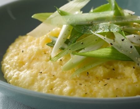 Image of Cheesy Grits With Scallions Recipe
