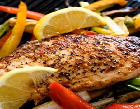 Image of Grilled Chicken With Vegetable Packets Recipe